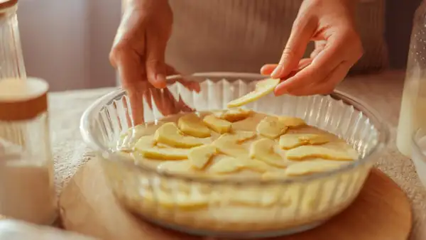 Desde fruta demasiado madura hasta fruta congelada: errores que debes evitar al hornear postres