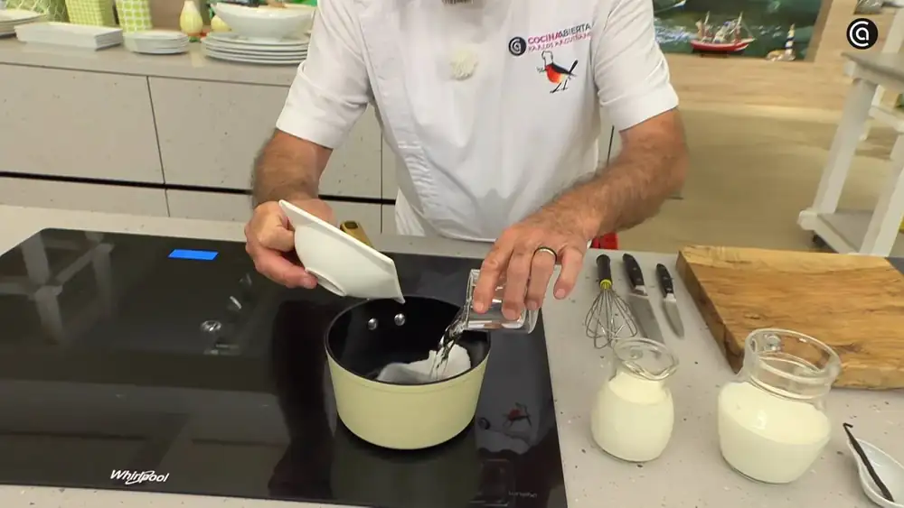 How to prepare a rum syrup