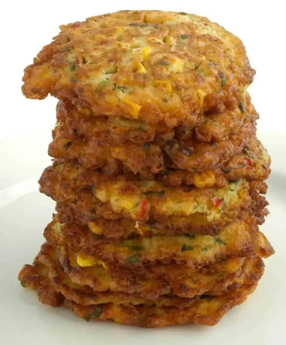 Buñuelos de maíz con cilantro