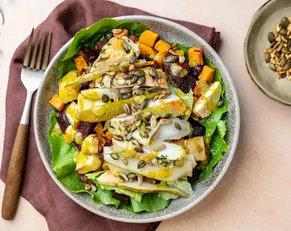 Lukewarm autumn salad