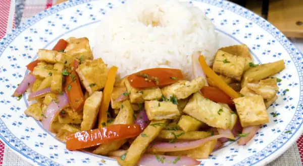 Egg stir-fry: step-by-step recipe (VIDEO)