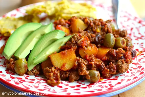 Chorizo and Beef Picadillo Recipe (Picadillo de Carne y Chorizo)