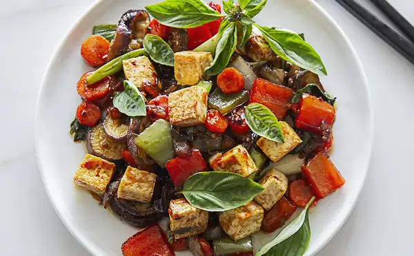 Try This Vegan Spicy Eggplant Dish (Pad Makhuea)