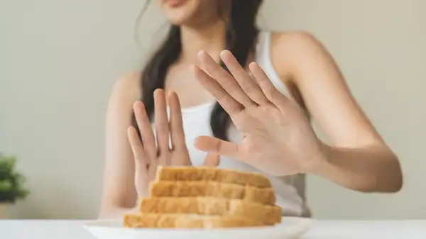 Why You Should Avoid Buying Pre-Sliced Bread