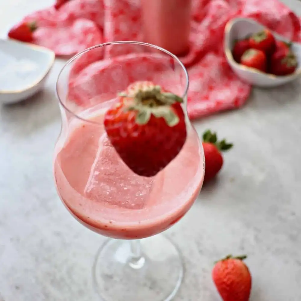 Homemade Strawberry Liqueur - Strawberry Limes