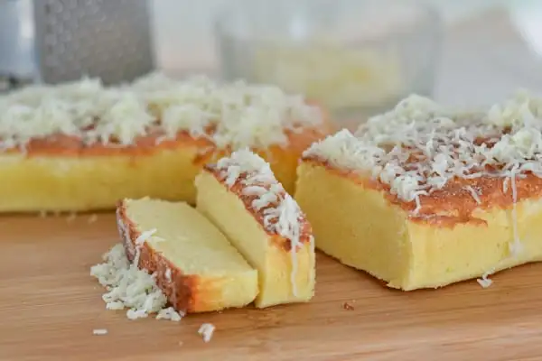 Taisan (Filipino Chiffon Cake)