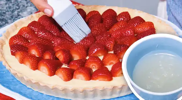 Homemade fruit shine: easy (VIDEO)