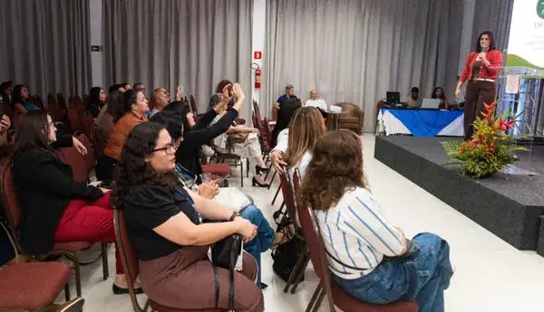 A lecture on business behavior concluded the 12th Technical Meeting on Baking and Pastry in Bahia