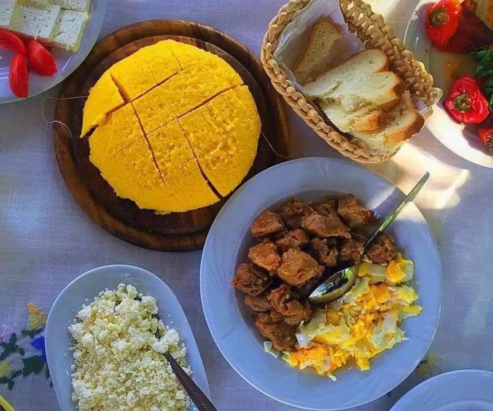 Top 20 Moldovan Foods: A Flavor-trip Through the Local Cuisine