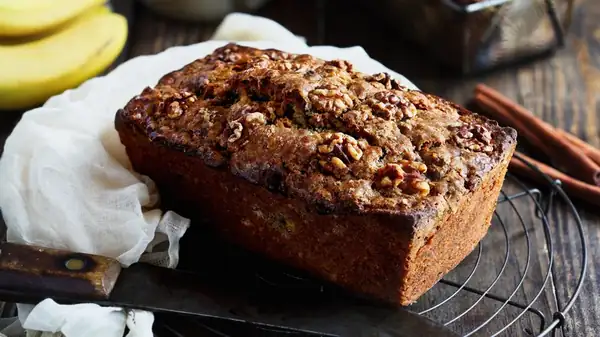 The Sweet Topping That Takes Banana Bread To New Heights