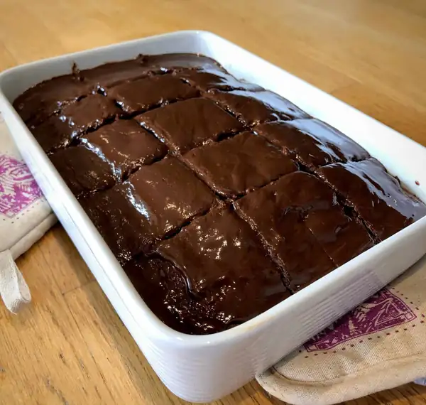 The easiest Chocolate and Biscuit Cake (Mosaiko Tourta)