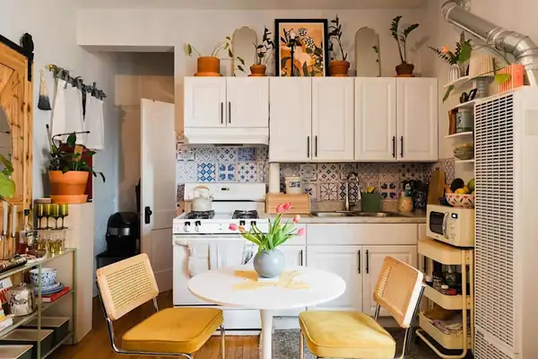 Esta joya rústica de almacenamiento de cocina de IKEA es ideal para cualquier habitación