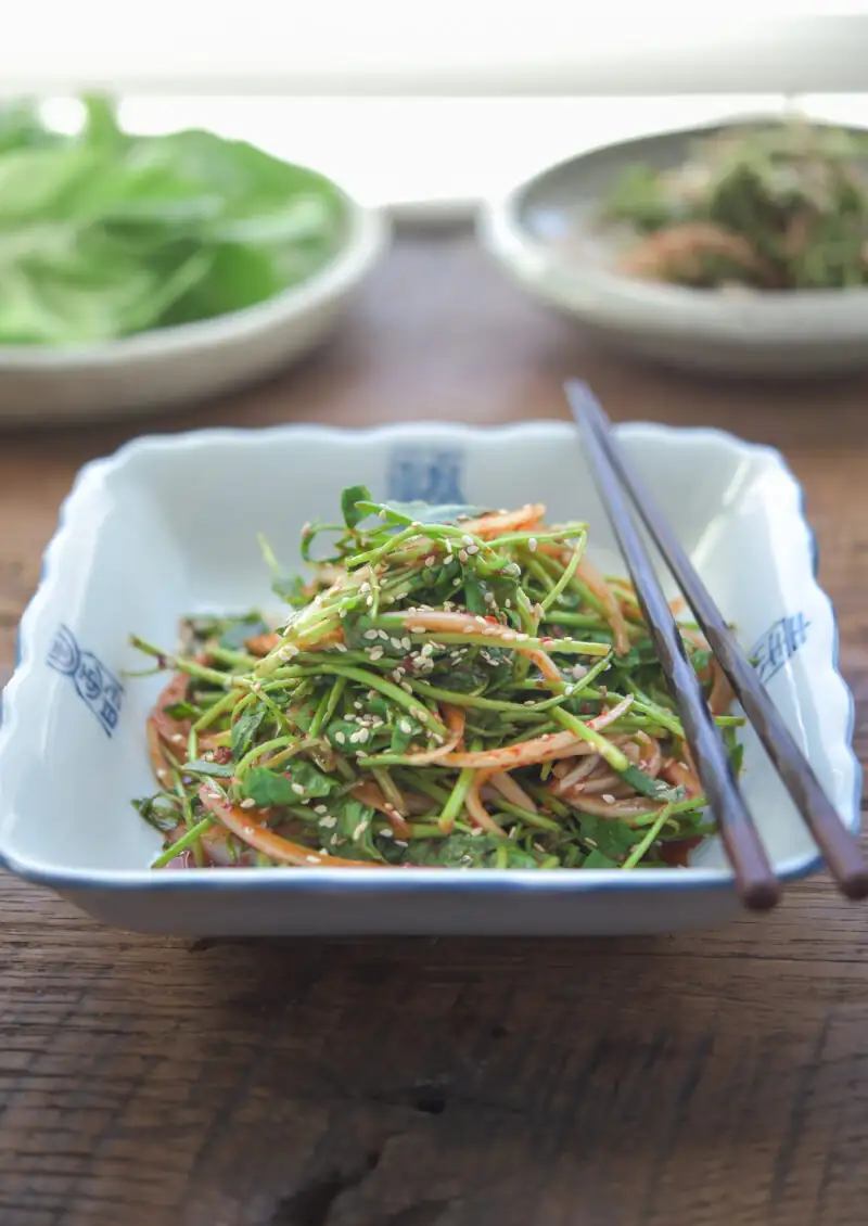 Minari Salad (Korean Water Dropwort)