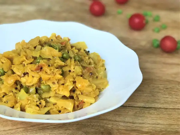 Patta Gobi Matar (repollo indio Subzi)