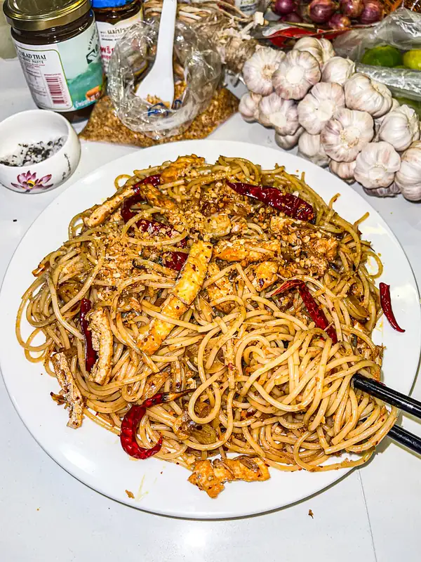 Spicy Chili Oil Noodles Recipe in 10 Minutes & Video