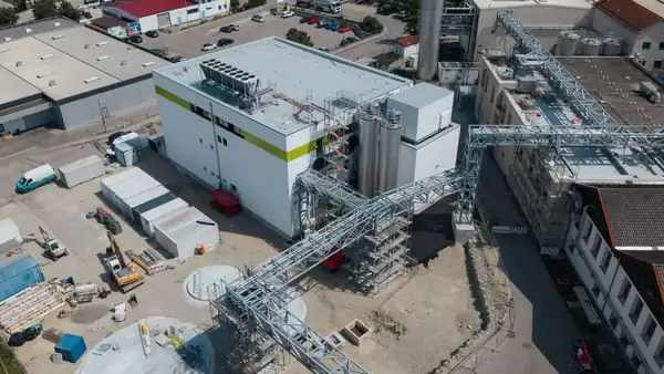 Una empresa láctea alemana inaugura una planta para la producción de leche y yogur de origen vegetal