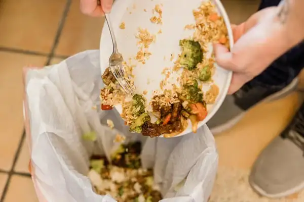 9 Chef-Approved Ways To Reduce Kitchen Food Waste