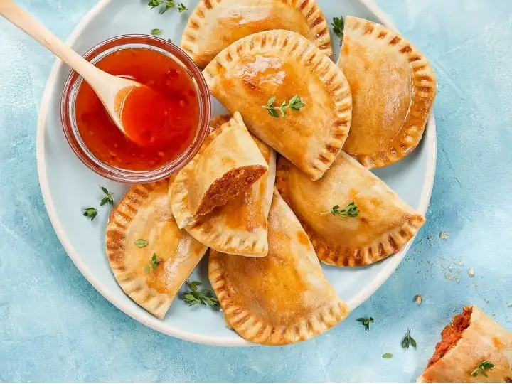 Tuna empanada recipe for Lent, the most classic