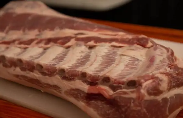 Guide to Ribs: How Many Ribs in a Rack