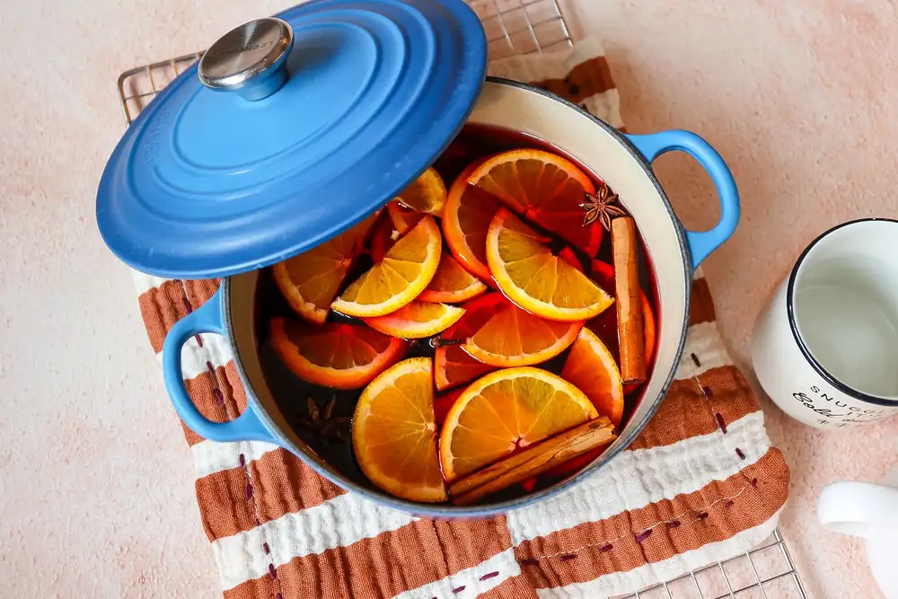 Alcohol-free mulled wine