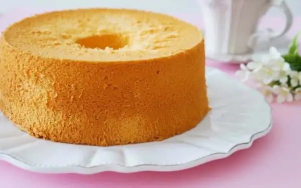 Sambuca Chiffon Cake