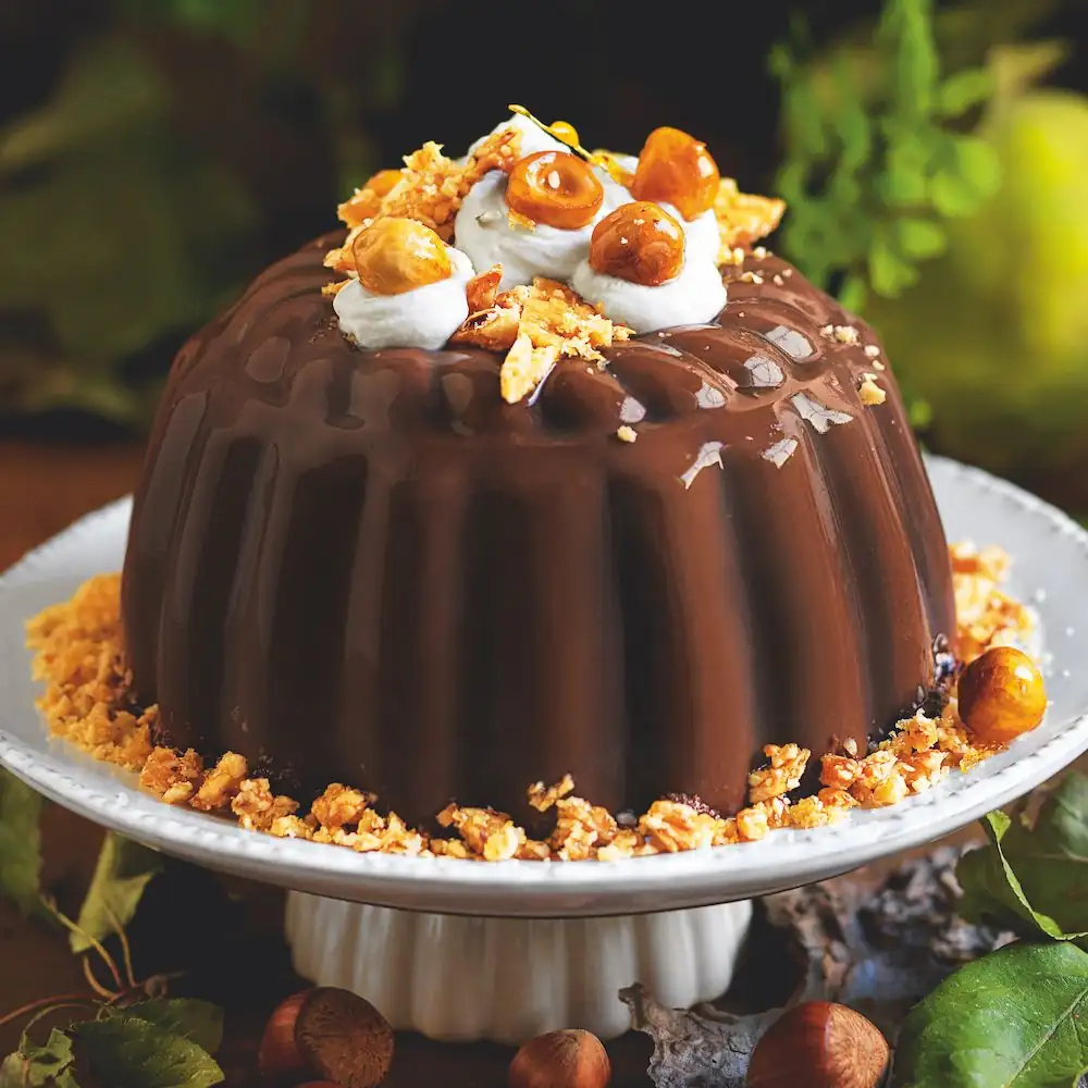 Pudding with hazelnut cream and cocoa