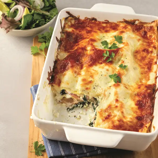Lasagna with ham, spinach and ricotta