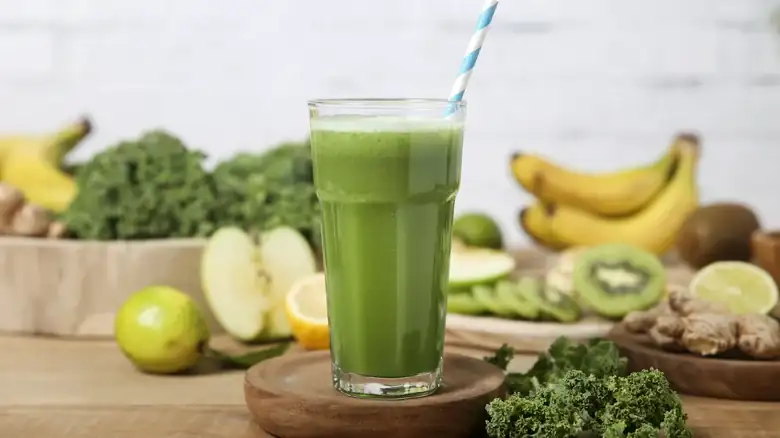 Why The Order Of Your Smoothie Ingredients Matters