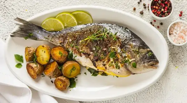 Dorado a la parrilla con mantequilla de limón