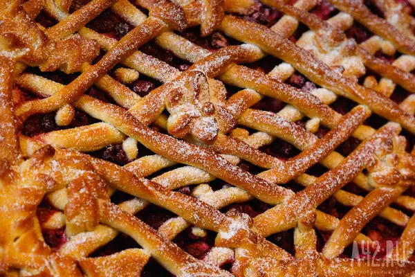 An autumn pie competition has started in Kemerovo
