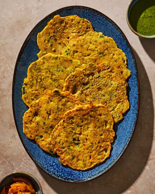 Besan Cheela Recipe (Indian Chickpea Pancakes)