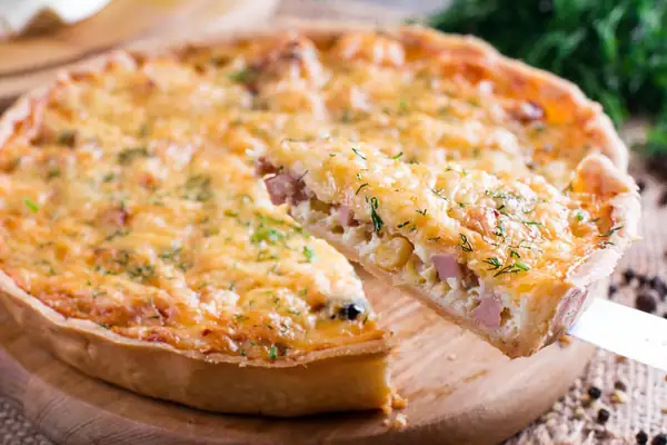Bacon and cheese quiche