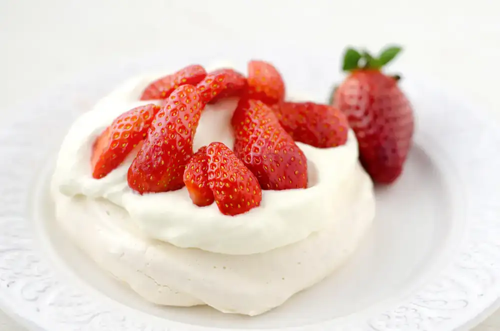 Pavlova: the best recipe