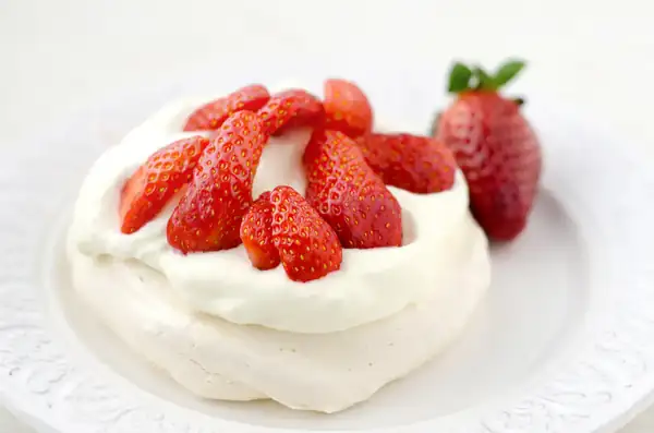 Pavlova: the best recipe