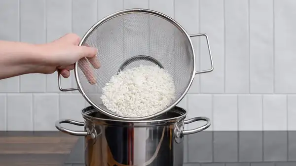 How To Add More Flavor To Grains Using Tea