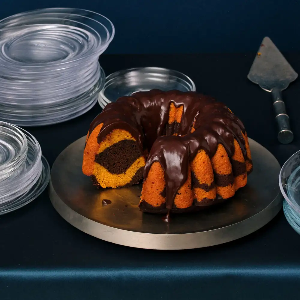 Chocolate-Pumpkin Marble Cake
