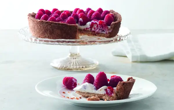 Raspberry Robiola Pie