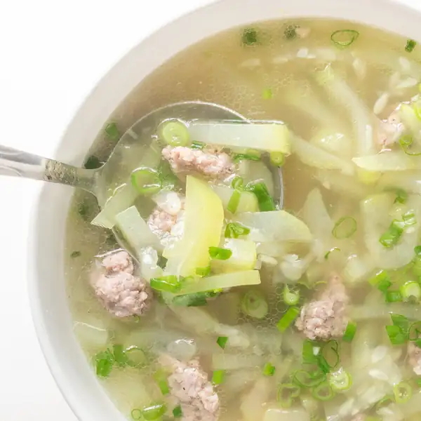 Vietnamese Opo Squash & Pork Meatball Soup (Canh Bầu Thịt Viên)