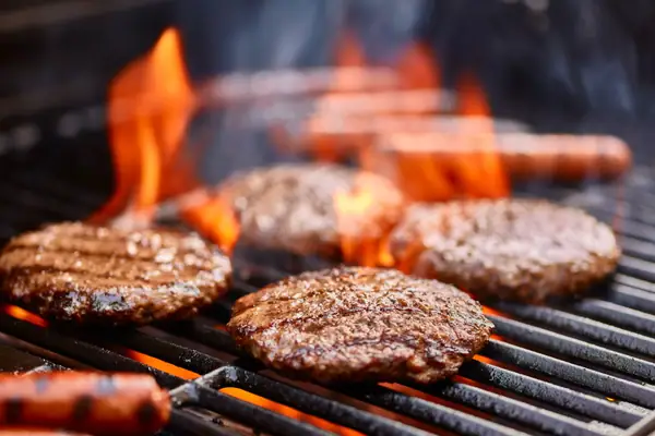 The Best Gas Grills to Upgrade Your Outdoor Cooking Game
