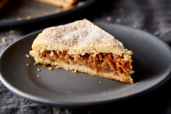 Romanian Apple Pie with Cinnamon and Walnuts (Plăcintă cu Mere)