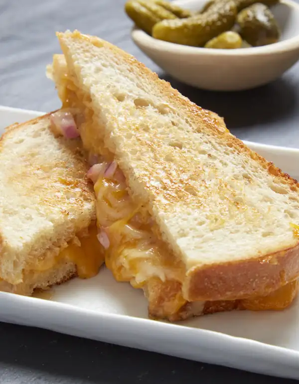 This Wisconsin Grilled Cheese Is 100% Dairy-Free