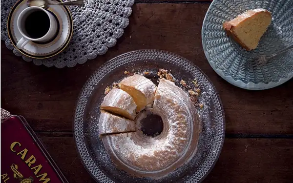 Paradise Cake with Citrus