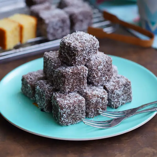 The Perfect Eggless Lamingtons - Make them For Christmas & New Year