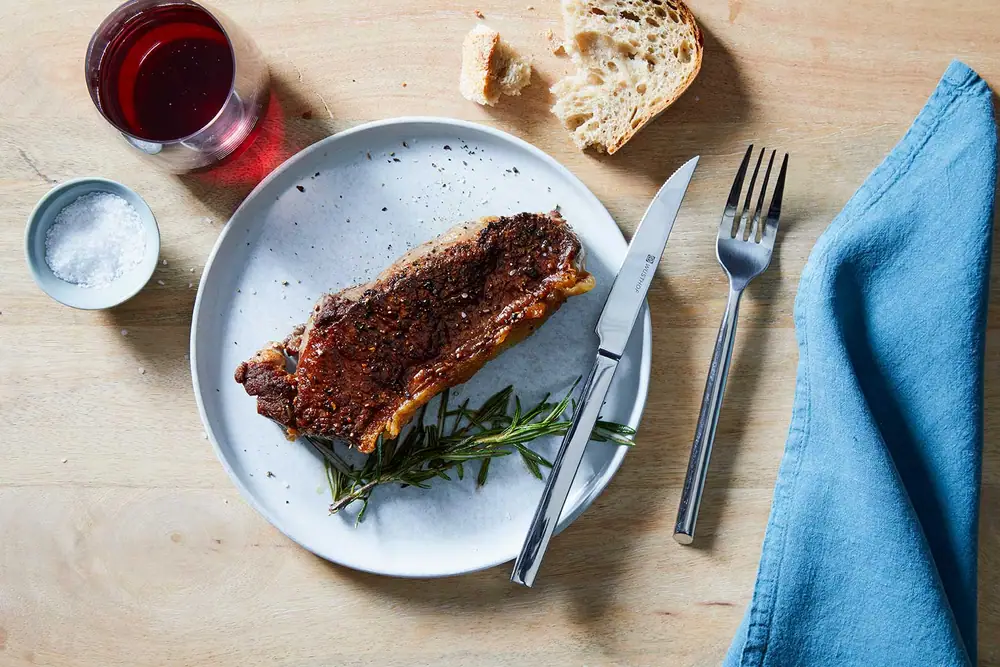 Mejora el estilo de tu mesa con los mejores cuchillos para carne