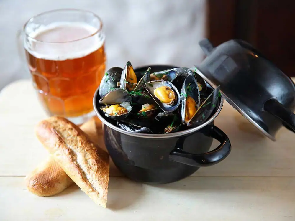 Pueblos pequeños, marisco exquisito: dónde degustar mejillones en la costa de Norfolk, Inglaterra