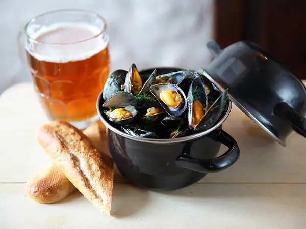 Small Towns, Great Seafood: Where to Feast on Mussels Along England's Norfolk Coast