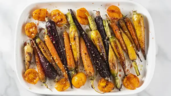 La harissa añade un sabor intenso y ahumado a las verduras asadas