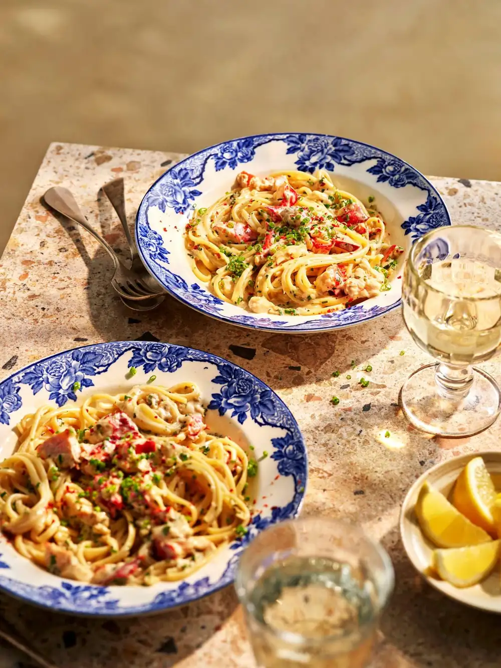 Creamy lobster linguine