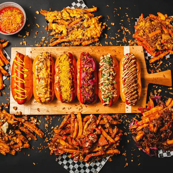 A New Halal Hot Dog Restaurant From Houston Opens in Austin