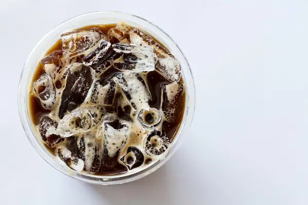 ¿Qué diferencia al café frío del café helado tradicional?
